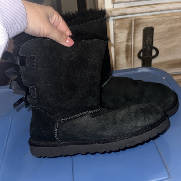 Ugg Bailey Bow ll size 7 - Picture 6 of 6